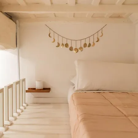 Boho Harmony Loft Colosseum Apartment